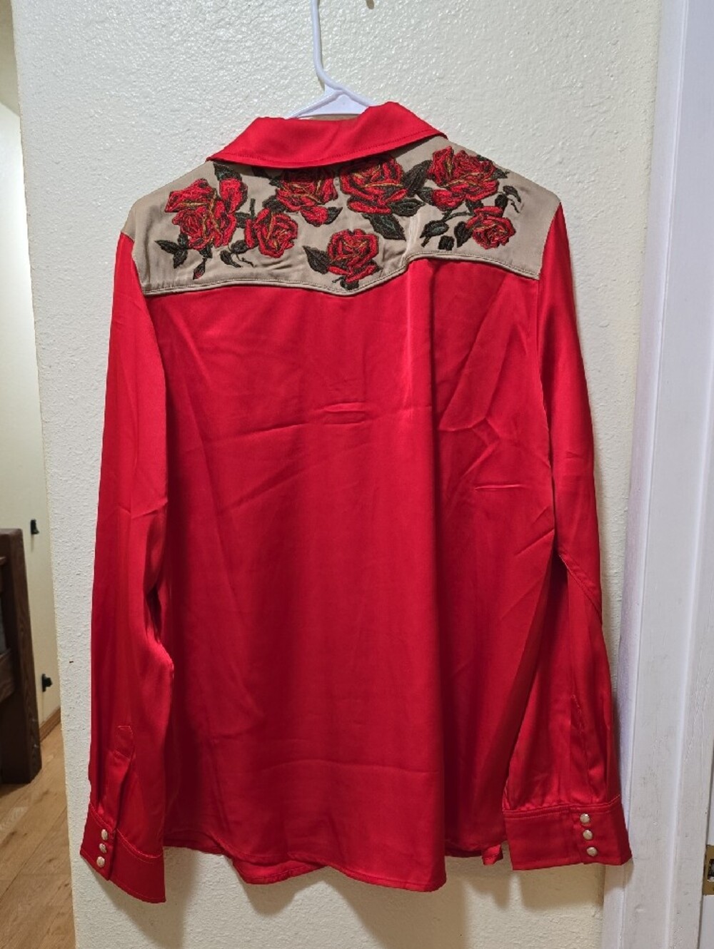 Rodeo Quincy Red Western Shirt with Rose Embroidery - Picture 6 of 6
